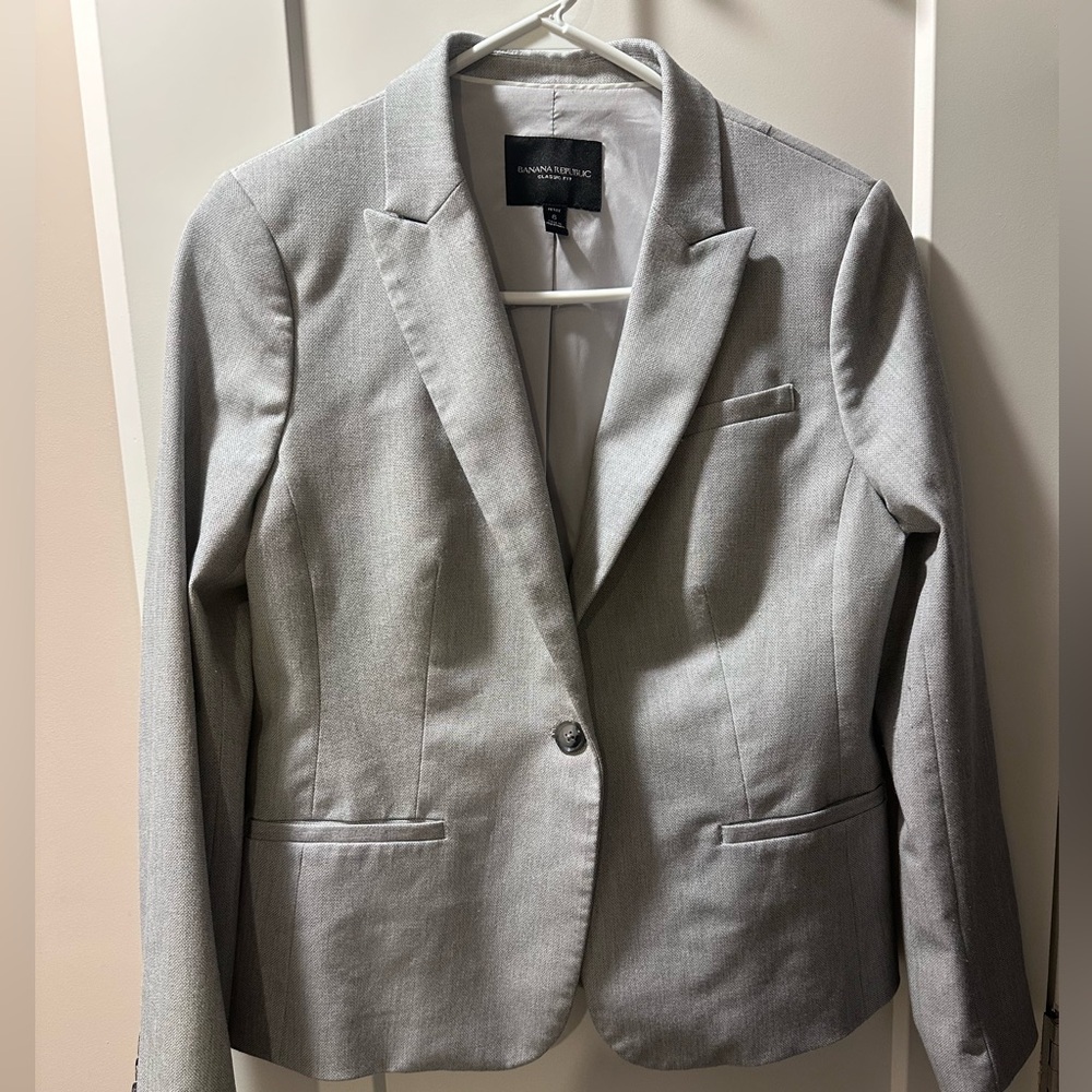 Banana Republic Light Gray women’s Blazer